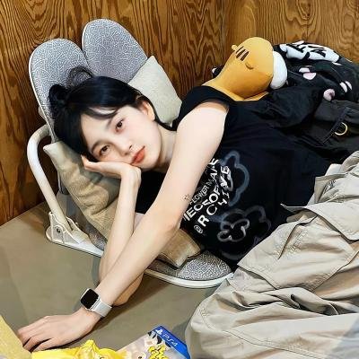 姹紫嫣红碧绿波